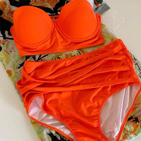 Zeraca Swimsuit! Removable straps, extra pads! - Picture 2 of 10